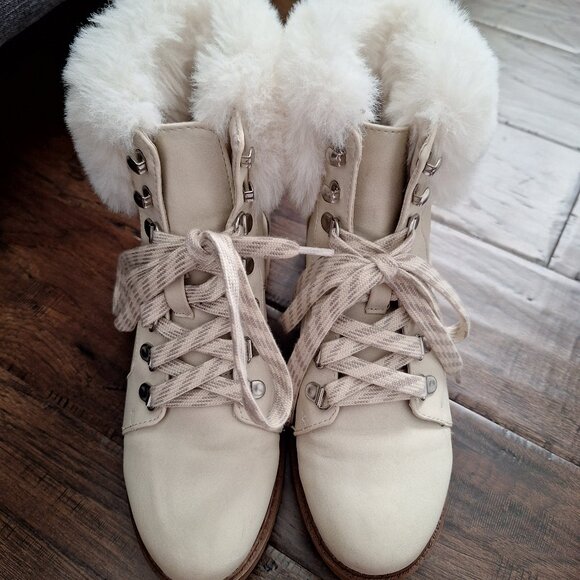 Esprit Off-White Booties - Picture 2 of 12